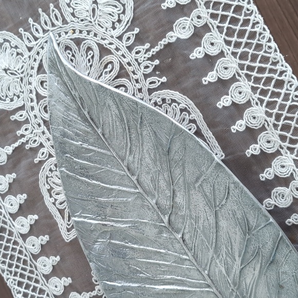 Martha Stewart decorational Aluminum center piece tray - Picture 6 of 7